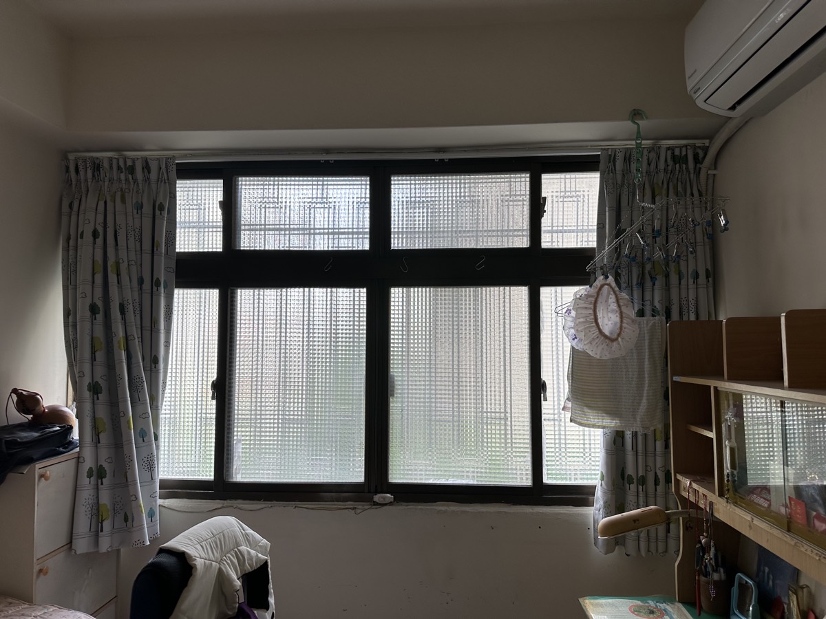 闕邸大面窗施工前