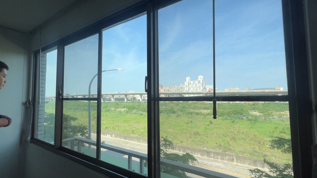 太平區周邸臥室原有一般鋁窗施工前全景